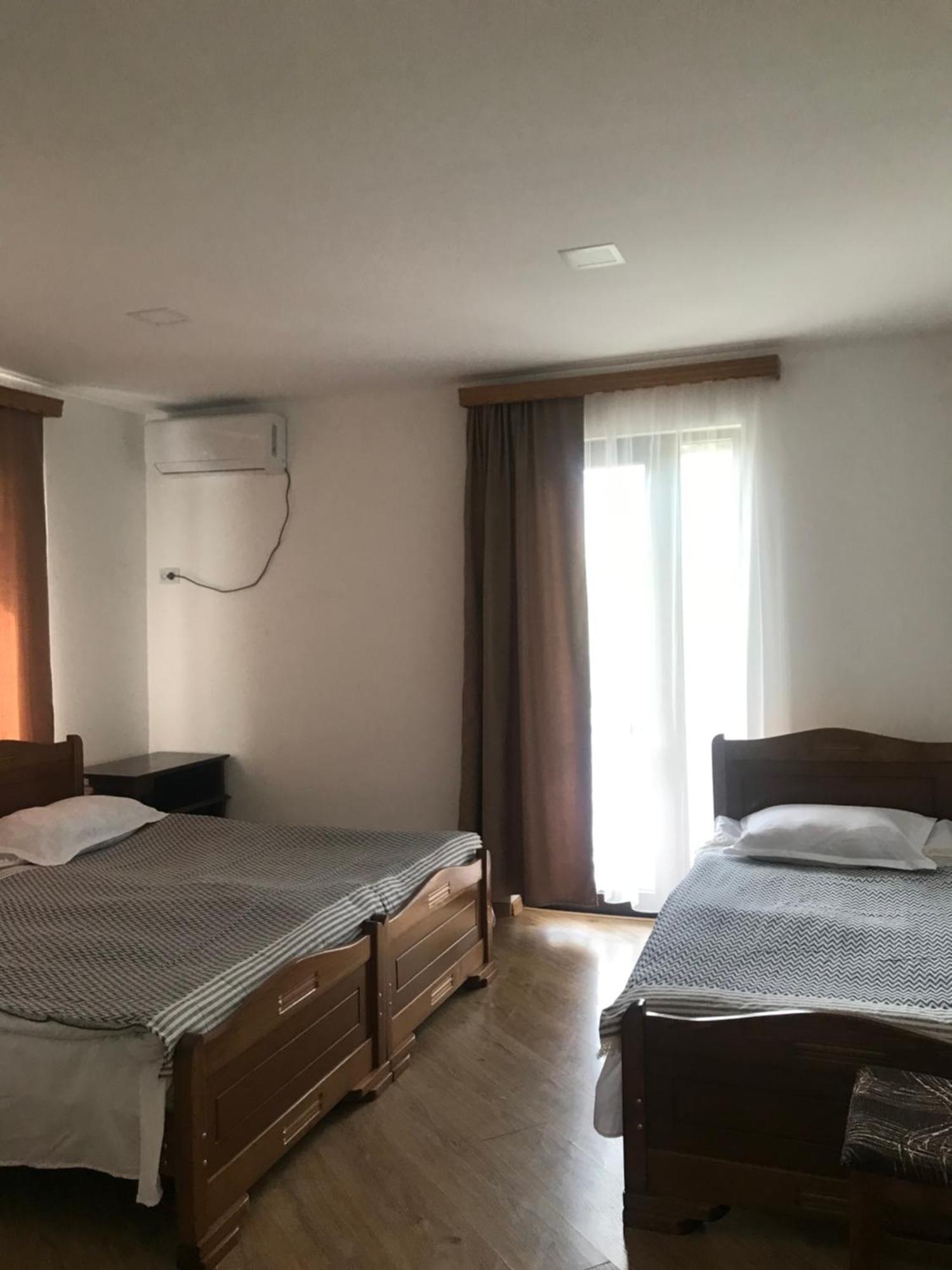 Zviad Guest House ボルジョミ エクステリア 写真